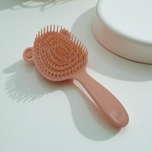Kartáč na srst pro psy a kočky – šetrný Tangle Teezer efekt