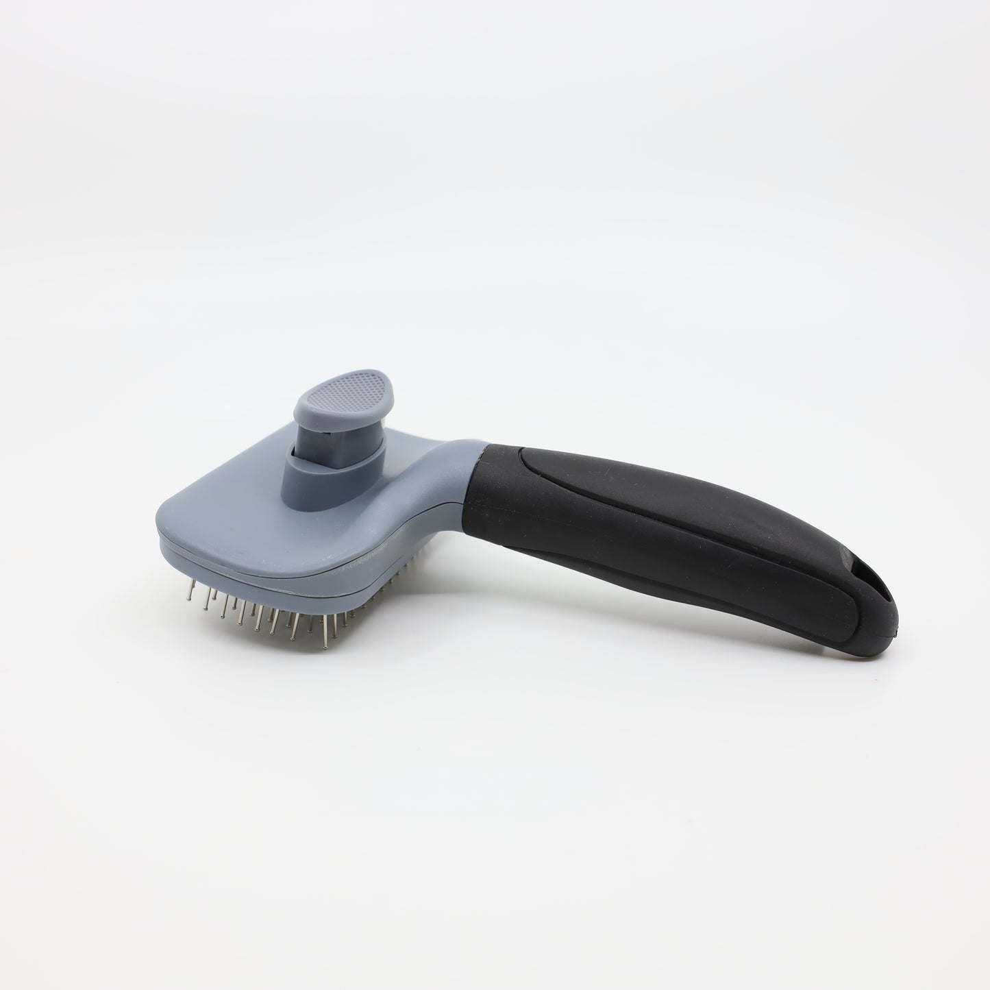 Samočistící kartáč pro psy a kočky – šetrné rozčesávání bez tahání